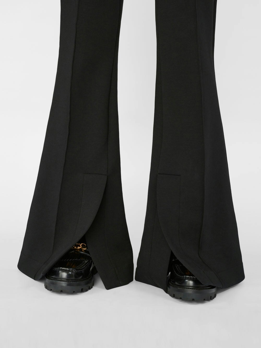 bottoms hem view